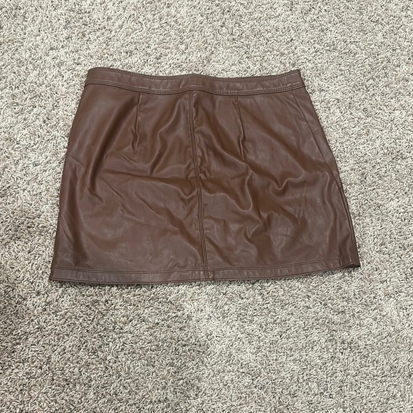 NEW Brown Leather Mini Skirt size XL - Picture 2 of 5